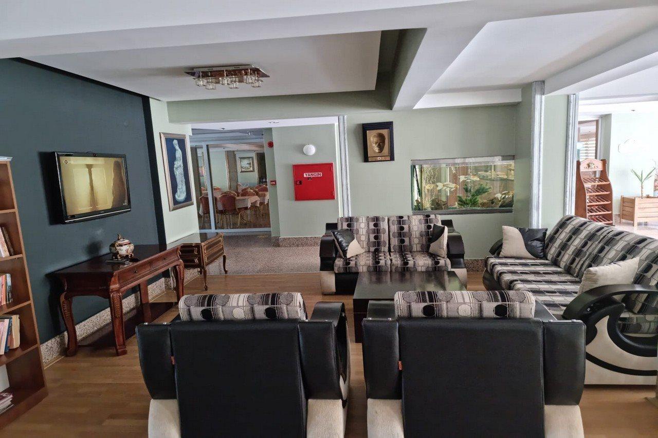 Duqqan Deluxe Hotel كوشاداسيه المظهر الخارجي الصورة