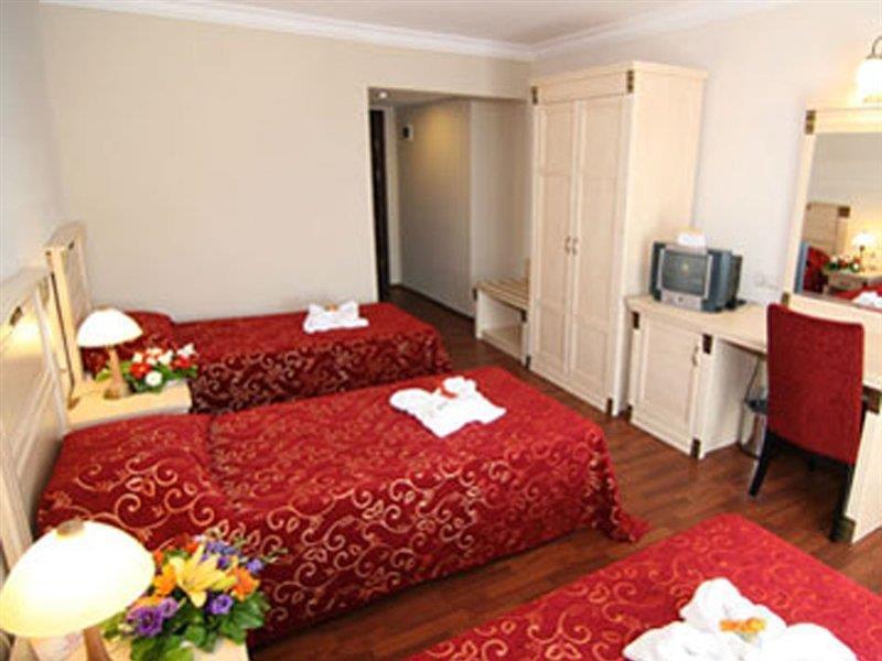 Duqqan Deluxe Hotel كوشاداسيه المظهر الخارجي الصورة