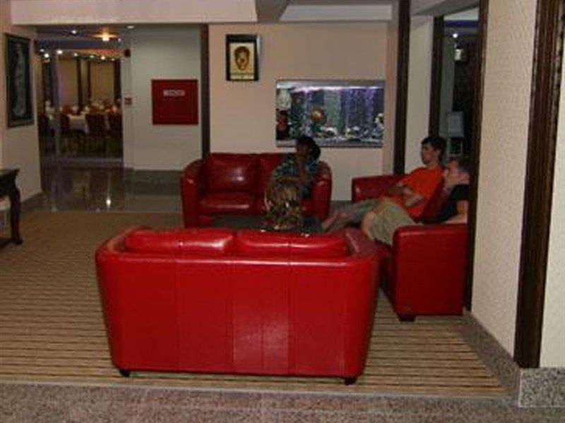 Duqqan Deluxe Hotel كوشاداسيه المظهر الخارجي الصورة